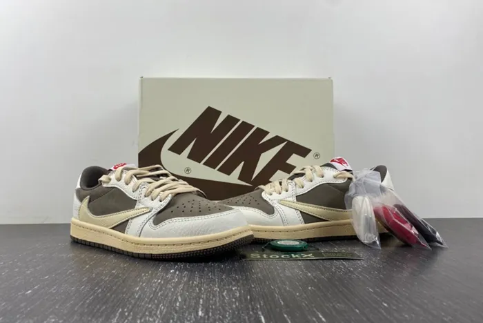 Travis Scott x Air Jordan 1 OG Low PS Reverse Mocha DO5442-162