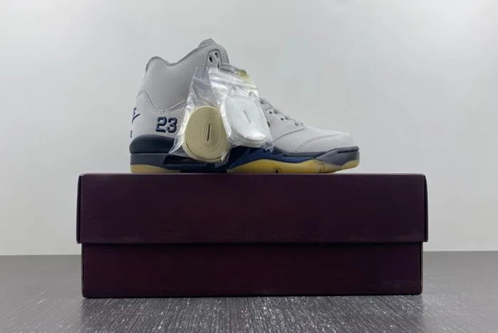 Ma Maniere x Air Jordan 5 “Diffused Blue FZ5758-004