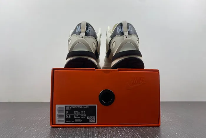 Sacai x VaporWaffle Tour Yellow DD1875-101