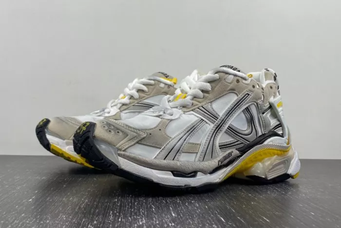 Ba*len*cia*ga -runner 772767-w3rny-91790