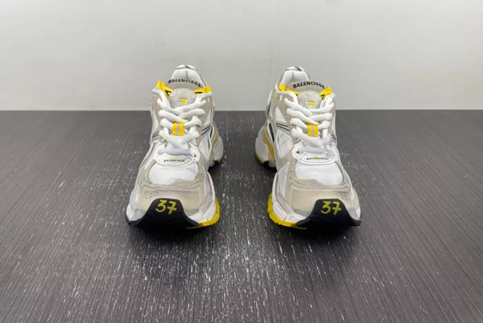 Ba*len*cia*ga -runner 772767-w3rny-91790