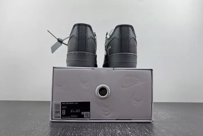 Off-White™ x Nike Air Force 1 DX1419-500