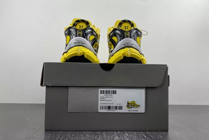 Ba*len*cia*ga 677402-w2rd3-0510