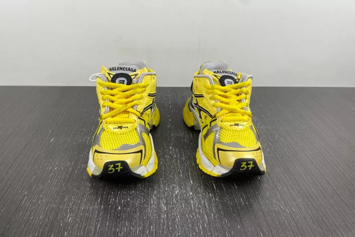 Ba*len*cia*ga 677402-w2rd3-0510