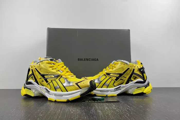 Ba*len*cia*ga 677402-w2rd3-0510