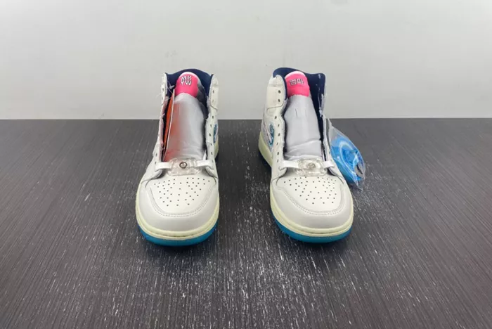 Michelle Wie West xAir Jordan1 High FV3565-100