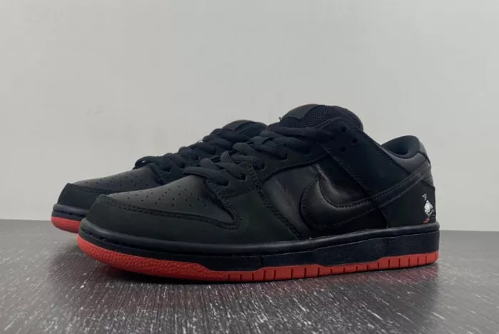 Nike Dunk SB Low TRD QS Pigeon 883232-008