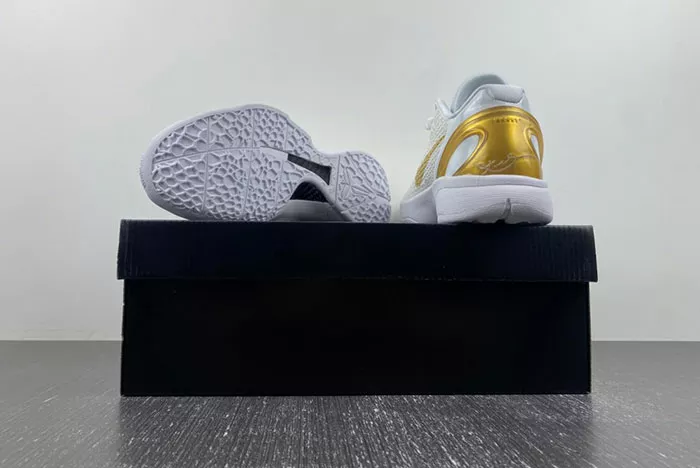 Zoom Kobe VI 429659-108