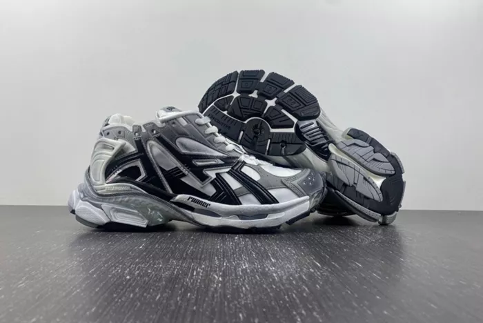 Ba*len*cia*ga 677403-w3rb5-9012