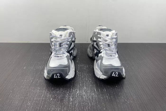 Ba*len*cia*ga 677403-w3rb5-9012