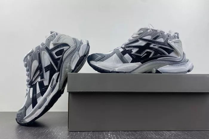 Ba*len*cia*ga 677403-w3rb5-9012