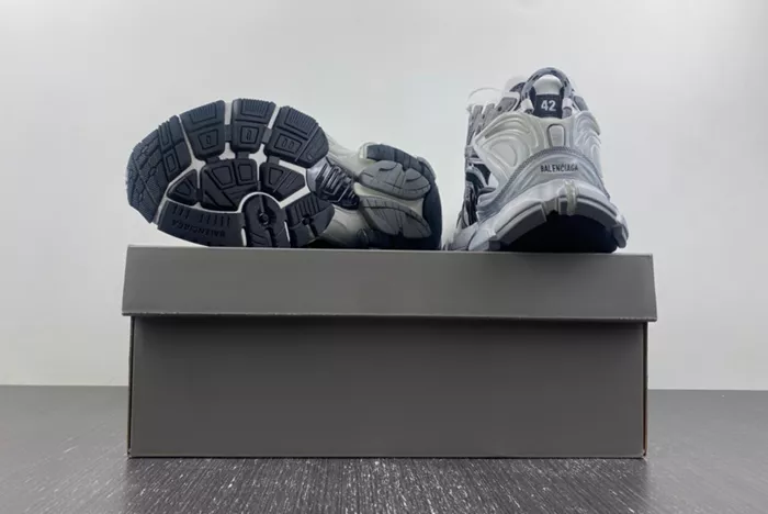 Ba*len*cia*ga 677403-w3rb5-9012