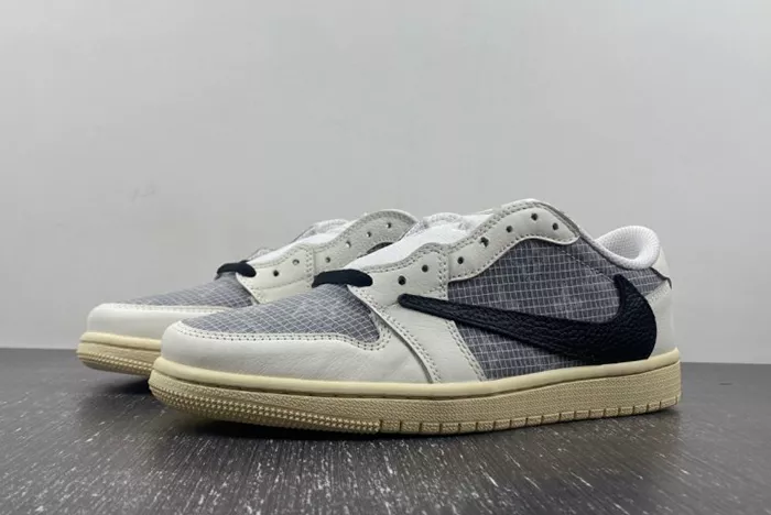 Air Jordan 1 Low Travis Scott DZ8866-192