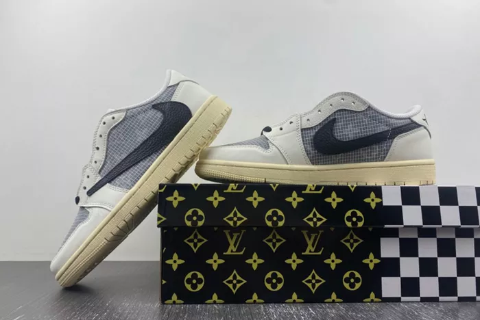 Air Jordan 1 Low Travis Scott DZ8866-192