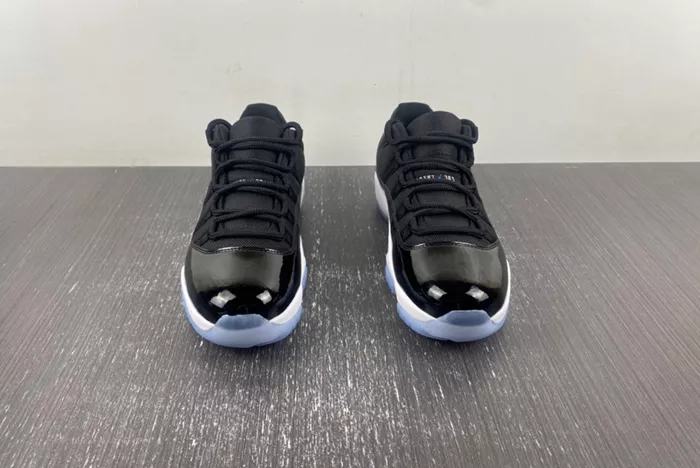 Air Jordan 11 Low Space Jam FV5104-004
