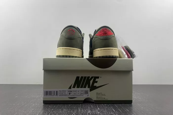 TS x AJ1 Travis Scott x Air Jordan 1 Low OG DM7866-002-1
