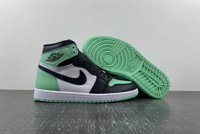 Air Jordan 1 High OG Green Glow DZ5485-130