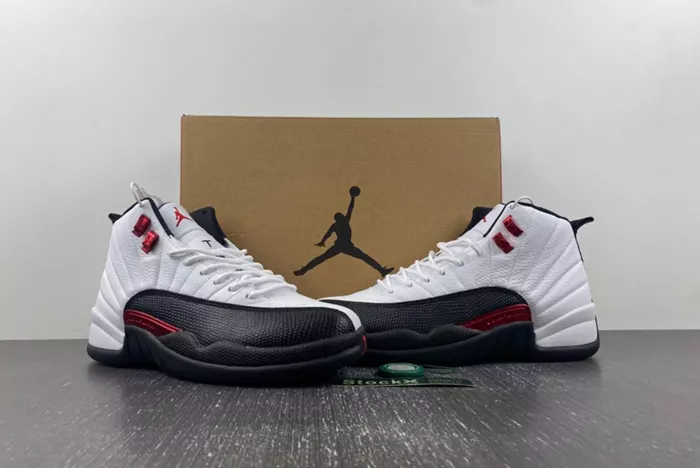 Air Jordan 12 Red Taxi CT8013-162