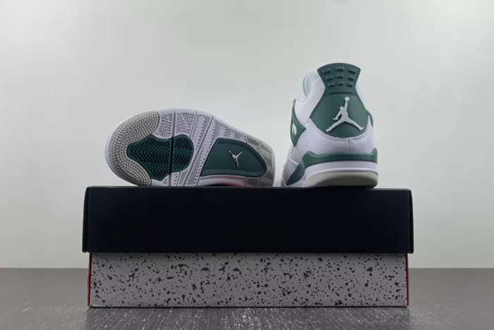 Air Jordan 4 Oxidized Green FQ8138-103
