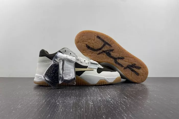 Travis Scott x Jordan Cut The Check FZ8117-100 -2