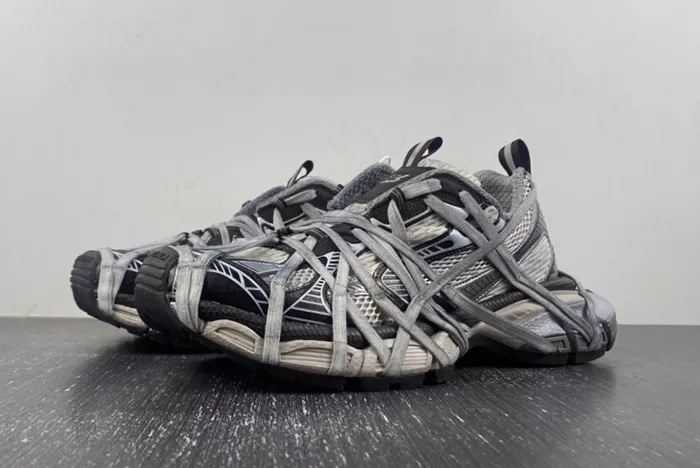 Ba*len*cia*ga phantom sneaker 778698 w3xll 0525