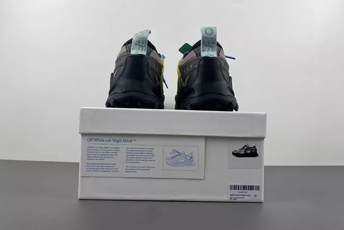 Off-White c/o Virgil Abloh Gray White