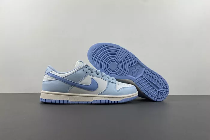WMNS DUNK LOW NEXT NATURE BLUE TINT DD1873-400