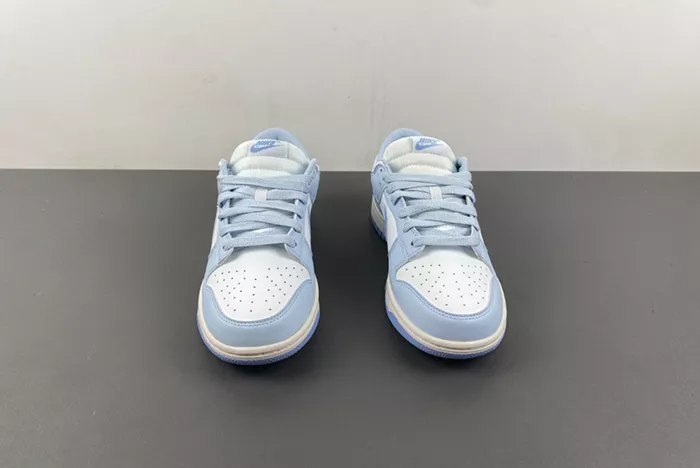 WMNS DUNK LOW NEXT NATURE BLUE TINT DD1873-400