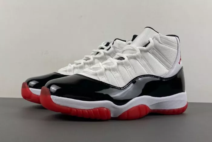 Air Jordan 11 CT8012-106