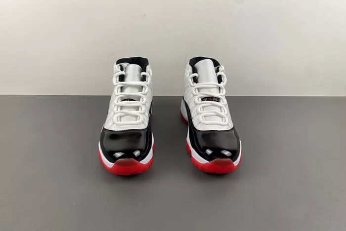 Air Jordan 11 CT8012-106
