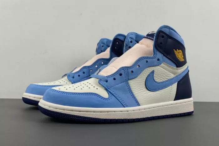 Air Jordan 1 High OG First in Flight FD2596-400