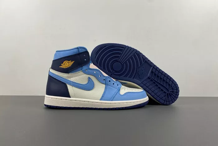 Air Jordan 1 High OG First in Flight FD2596-400