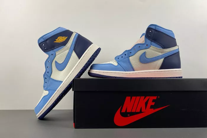 Air Jordan 1 High OG First in Flight FD2596-400
