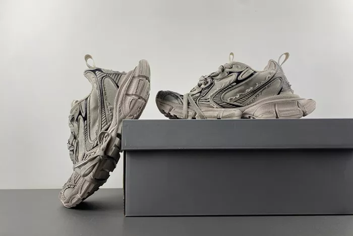 Ba*len*cia*ga -phantom sneaker 734731 w3xdc 4001