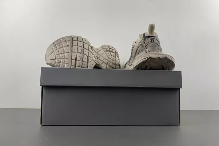 Ba*len*cia*ga -phantom sneaker 734731 w3xdc 4001