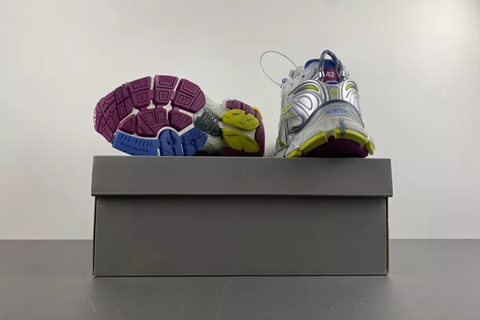 Ba*len*cia*ga sneaker 772774-w3rny-0328