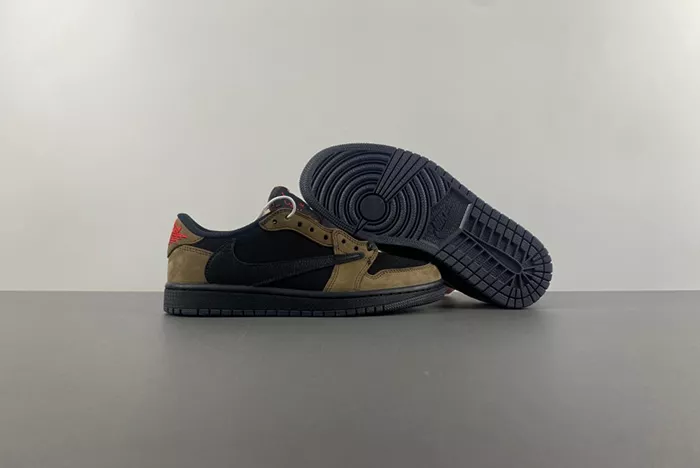 Travis Scott x Air Jordan 1 Low OG DM7866-202