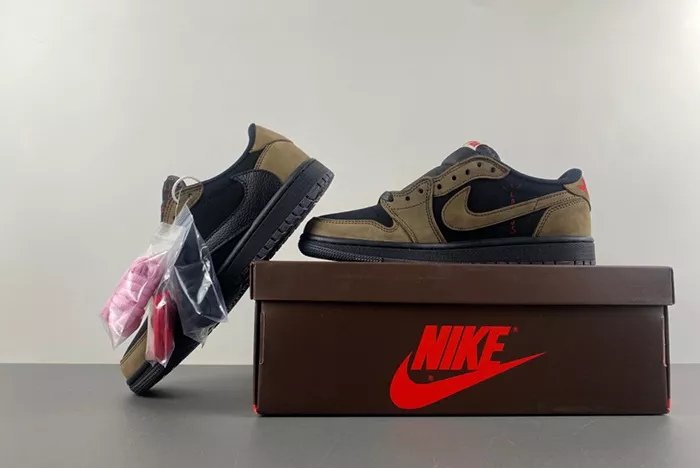 Travis Scott x Air Jordan 1 Low OG DM7866-202