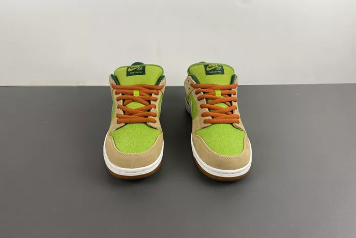 Nike SB Dunk Low Escargot FQ7585-200