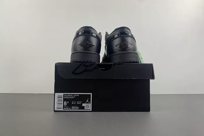 Air Jordan 1 Low HM3690-001